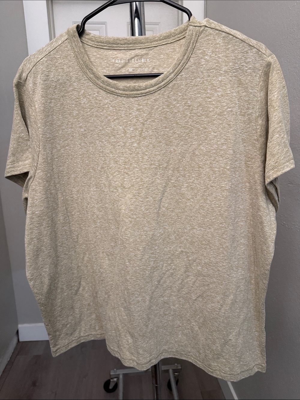 Crew Neck T-Shirt - Light Olive